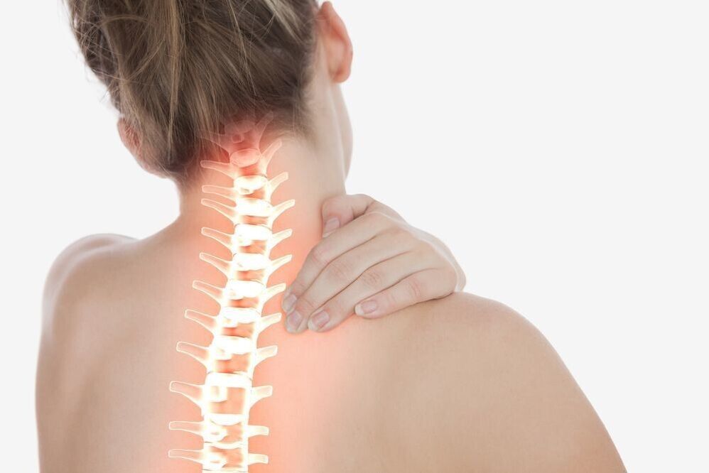 douleur au cou avec ostéochondrose cervicale de la colonne vertébrale